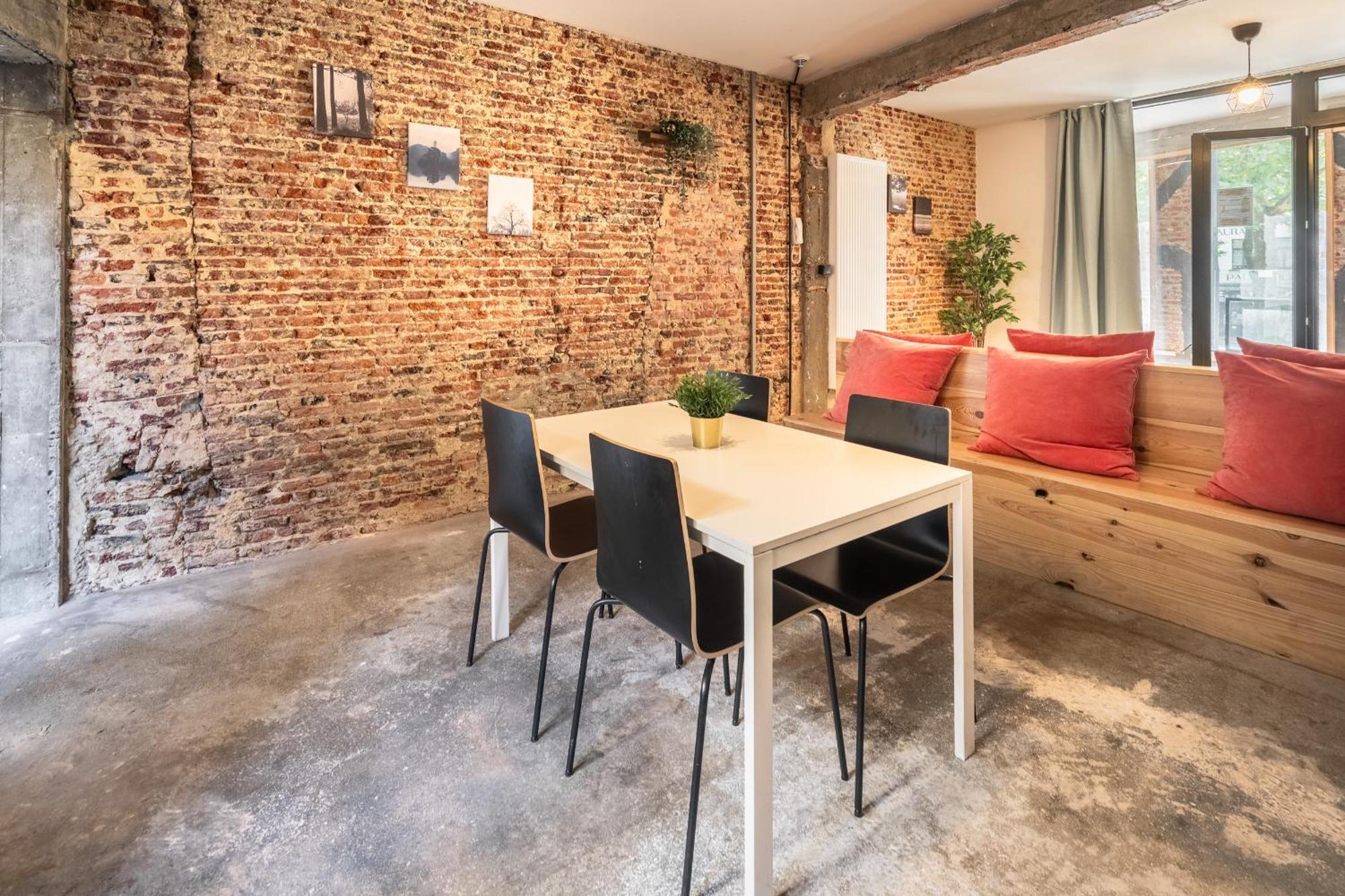 The Industrial Apartments Antwerpen Ngoại thất bức ảnh